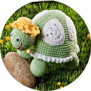 16 Amigurumi Tartaruga verde e branca.jpg